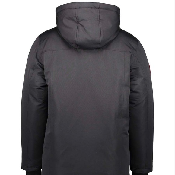 Black Faux Fur-Accent Hooded Parka - Men
Canada Weather Gear size L - Picture 2 of 16